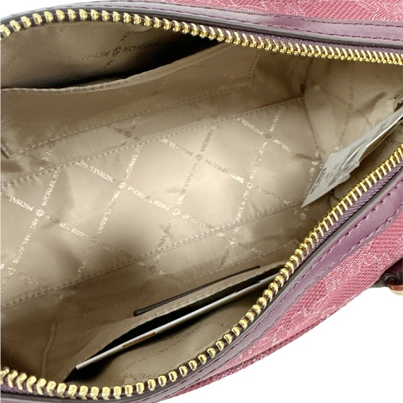 Michael Kors Zooey Barrel Medium Messenger Crossbody Bag Mulberry MK Jacquard - Picture 7 of 7